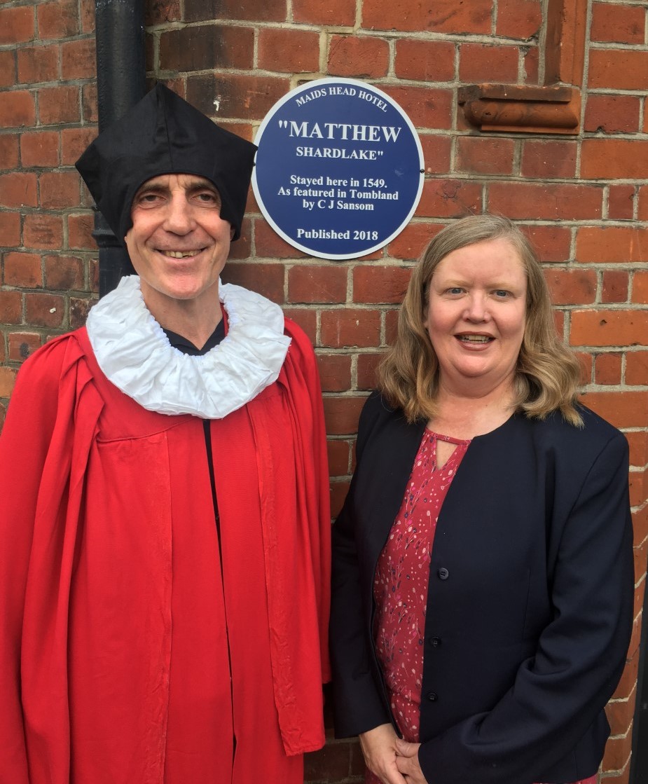 Matthew Shardlake (Paul Dickson) and Christine Malcolm with the new plaque