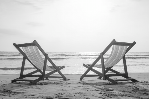 Em Bw Deckchairs.png