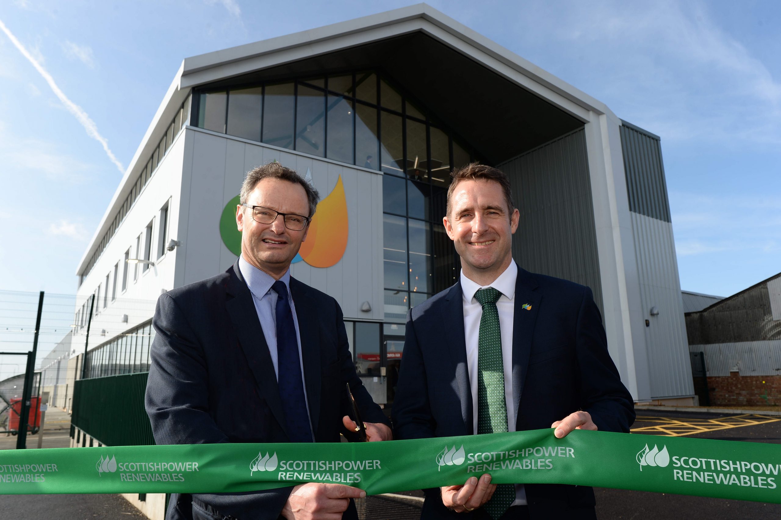 Waveney Mp, Peter Aldous And Charlie Jordan, Scottishpower Renewables