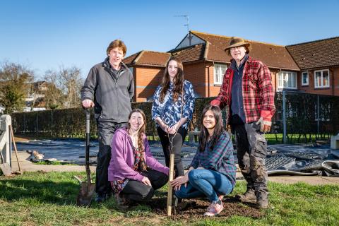 Bm Planting For The Discovery Centre.jpg