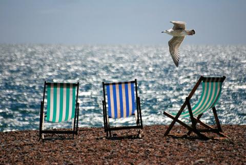 Bc Deckchairs 355596 1920.jpg